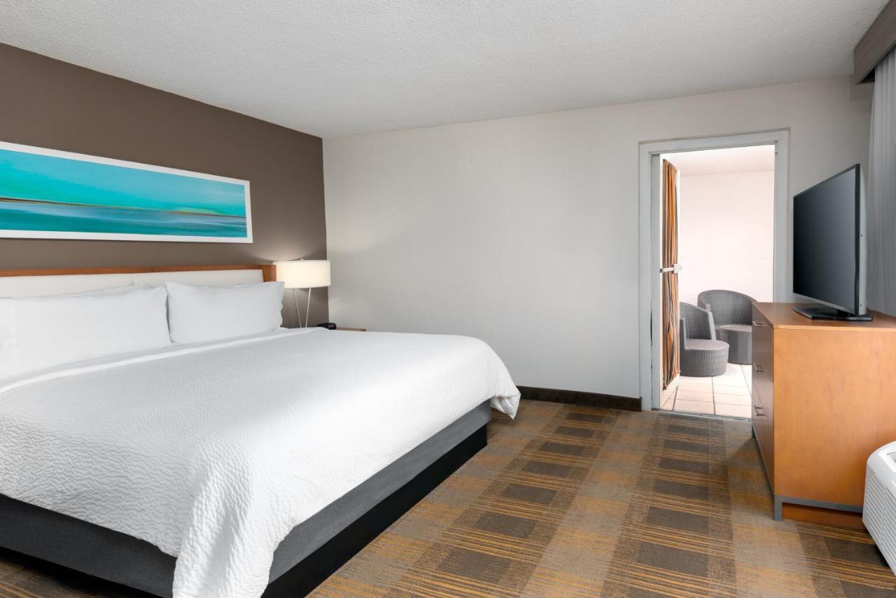 Holiday Inn Miami-Doral Area, An Ihg Hotel מראה חיצוני תמונה