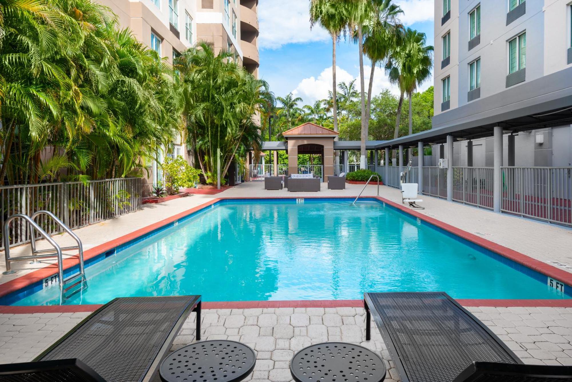 Holiday Inn Miami-Doral Area By Ihg מראה חיצוני תמונה