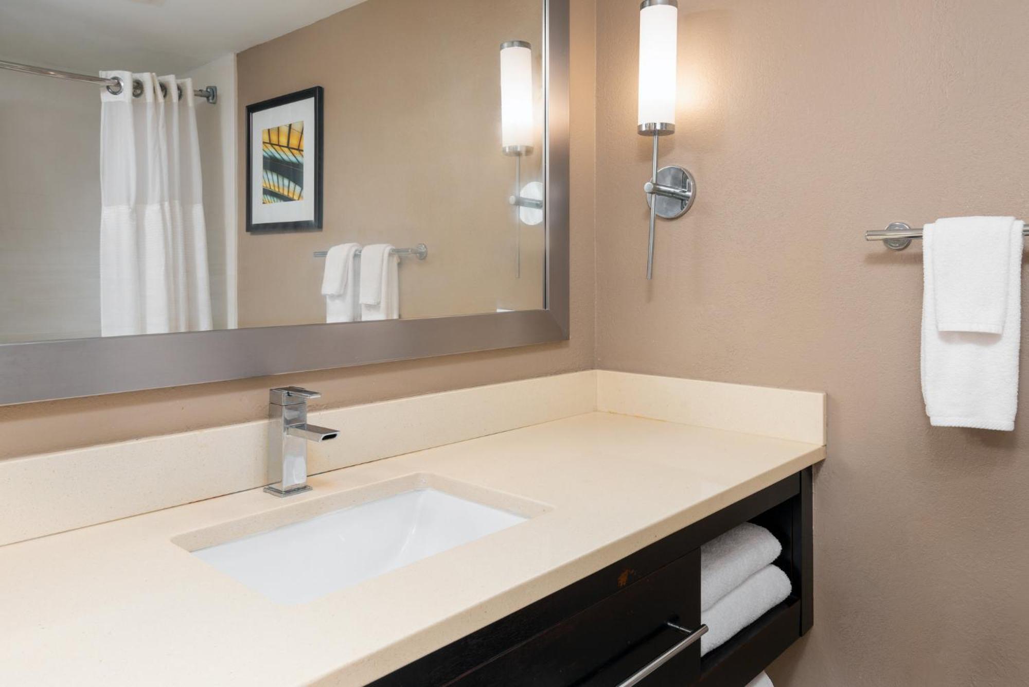 Holiday Inn Miami-Doral Area By Ihg מראה חיצוני תמונה